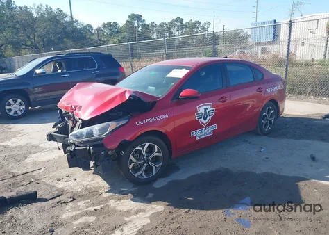 2020 Kia Forte Lxs из США, поврежденный, VIN 3KPF24AD6LE191013